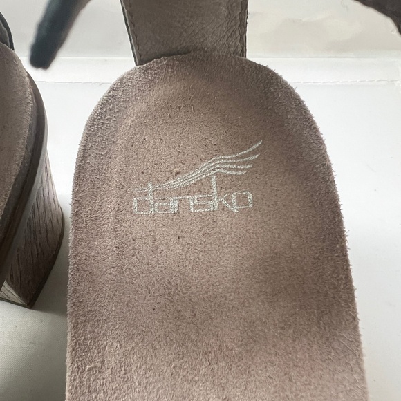 DANSKO DOMINIQUE Sandals Teal Leather& Suede T Strap Size 41 US 10.5 - 11 - Picture 9 of 11